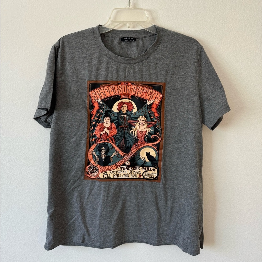 CLEARANCE ✨Hocus Pocus Shirt XL